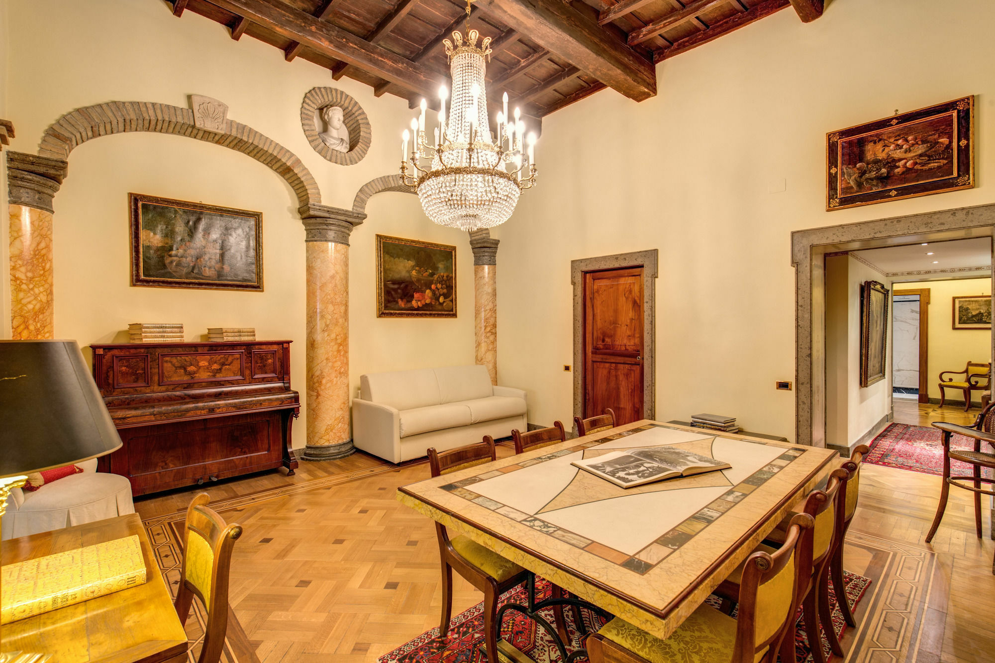 In Historic Roma
